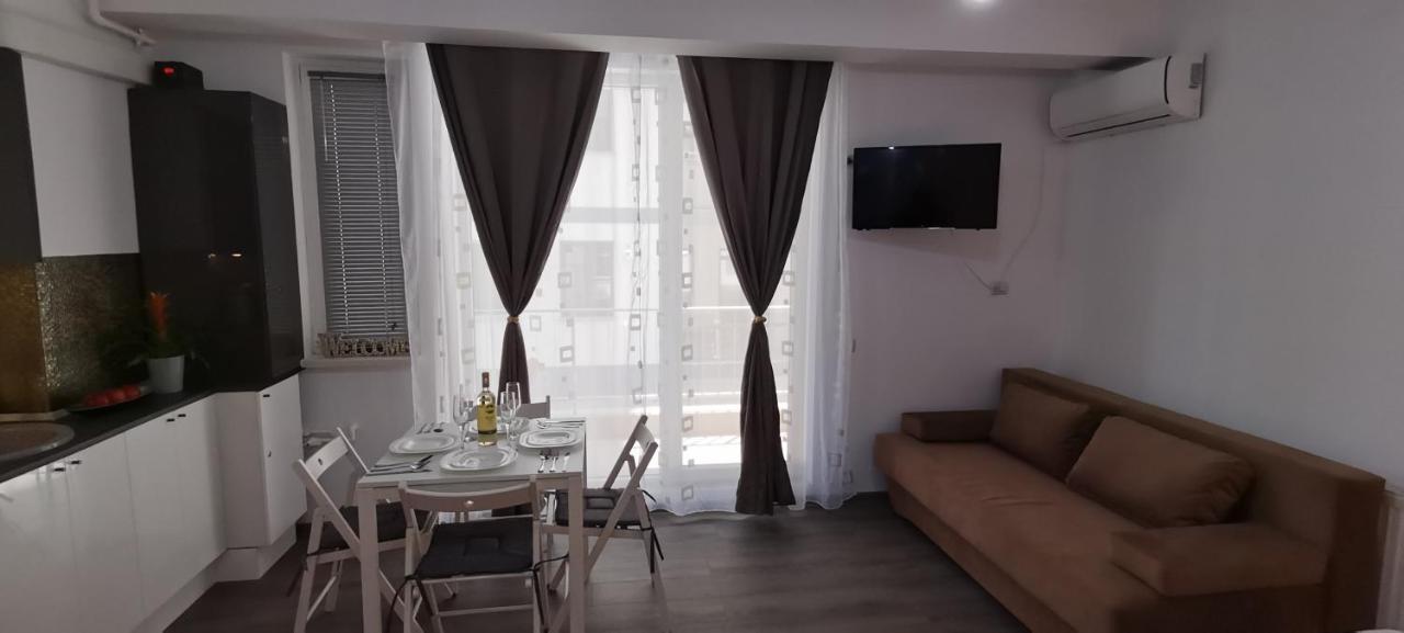 Mike Studio Mamaia Nord Apartment Navodari Luaran gambar
