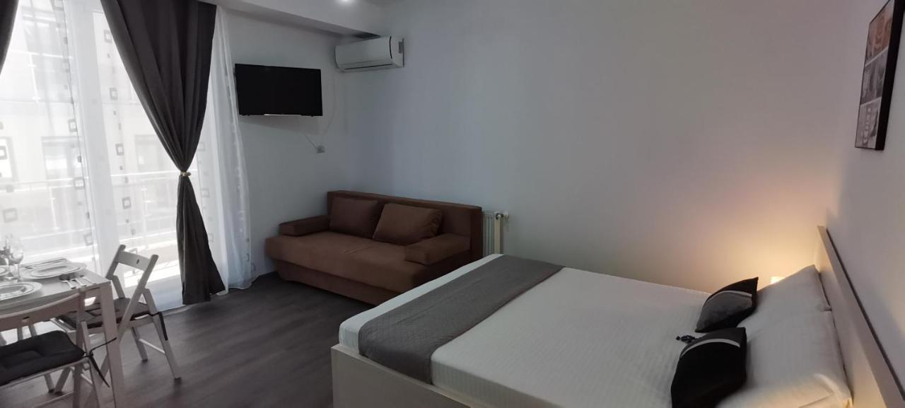 Mike Studio Mamaia Nord Apartment Navodari Luaran gambar